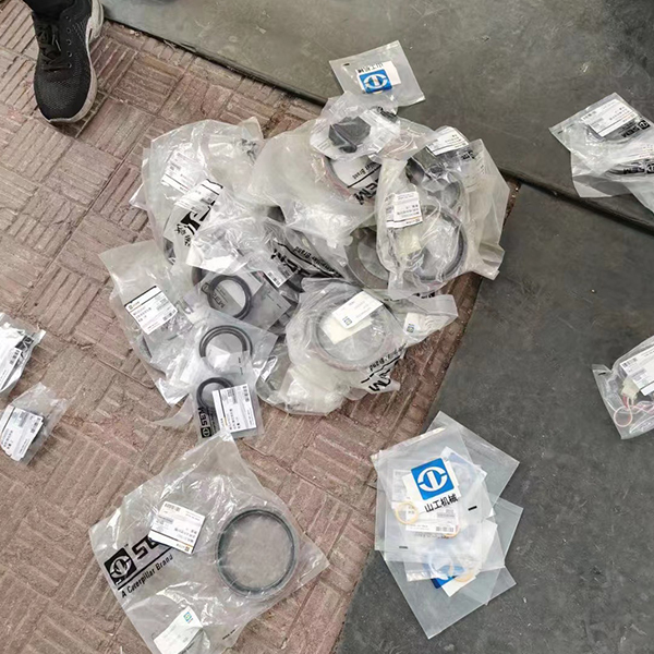 鹤岗工作部分配件